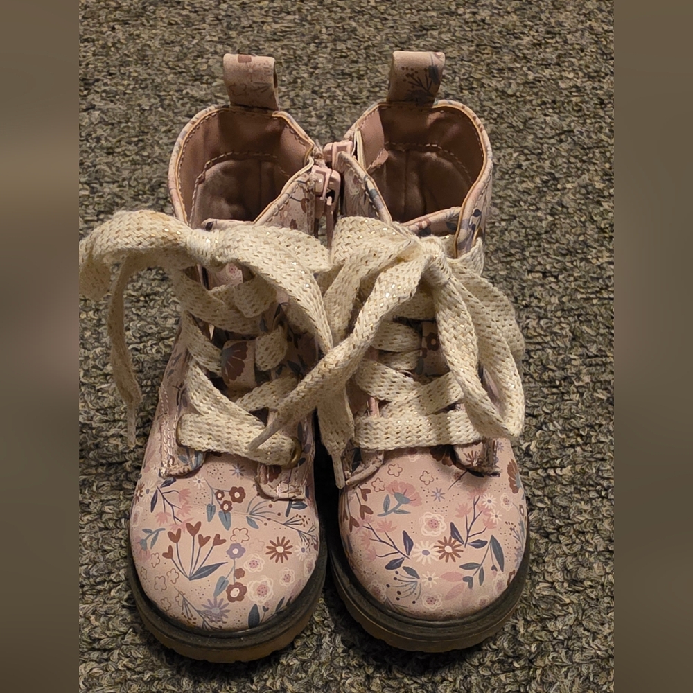 Cat & Jack Light Pink Floral Toddler Boots